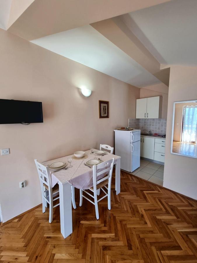 Apartments Ostrea - Ana Новалья Экстерьер фото